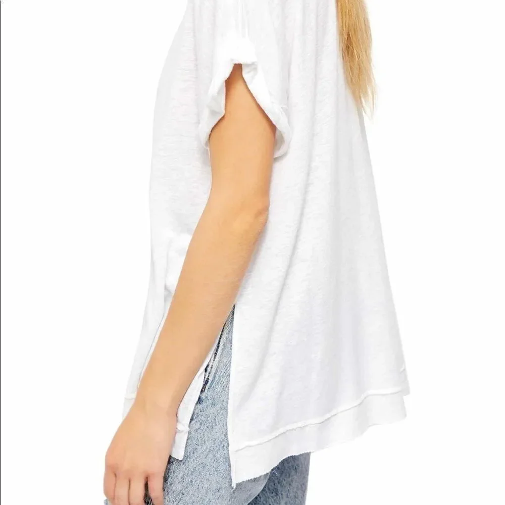 🎉Last deal 🎉White under the sun shirt